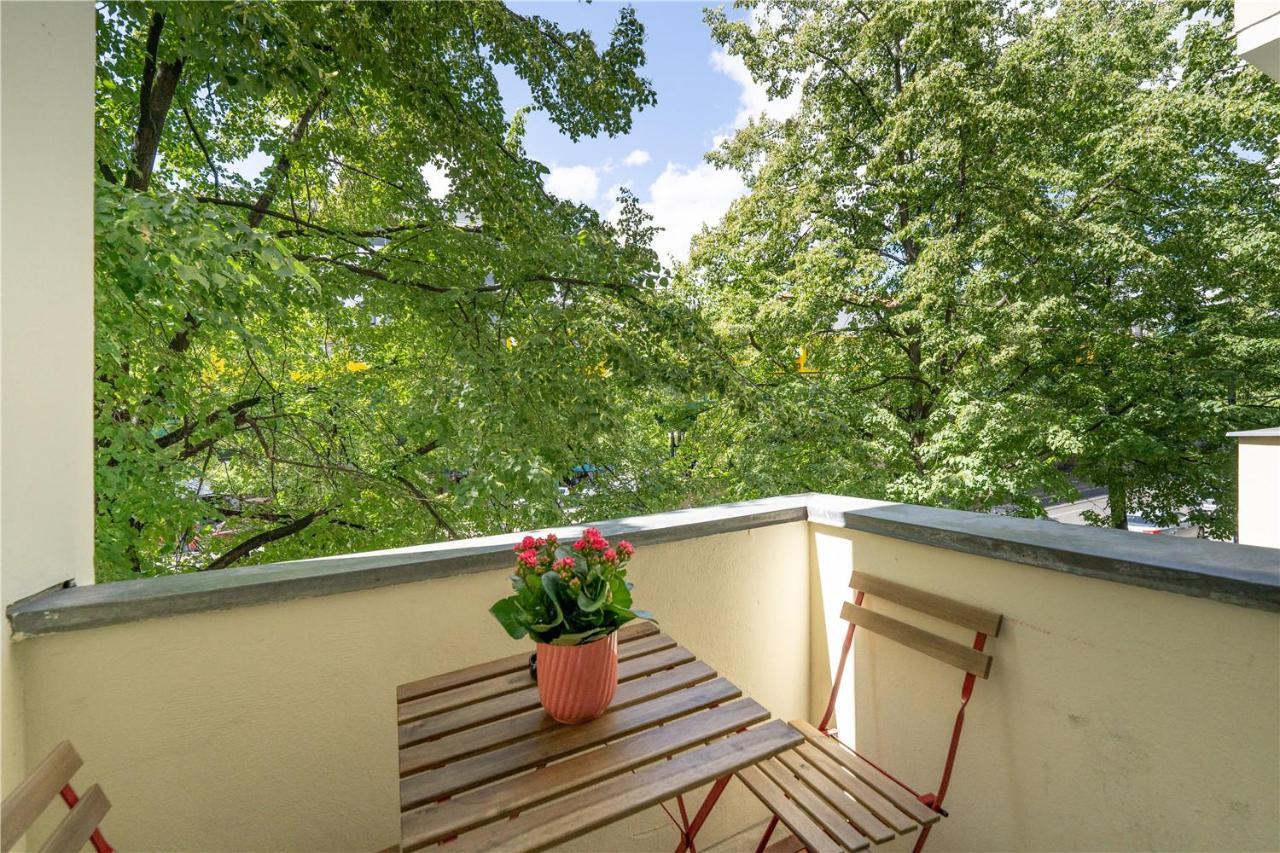 Holiday 33 Apartments Efg Schoenhauser Allee Mit Balkon Berlin Exterior photo