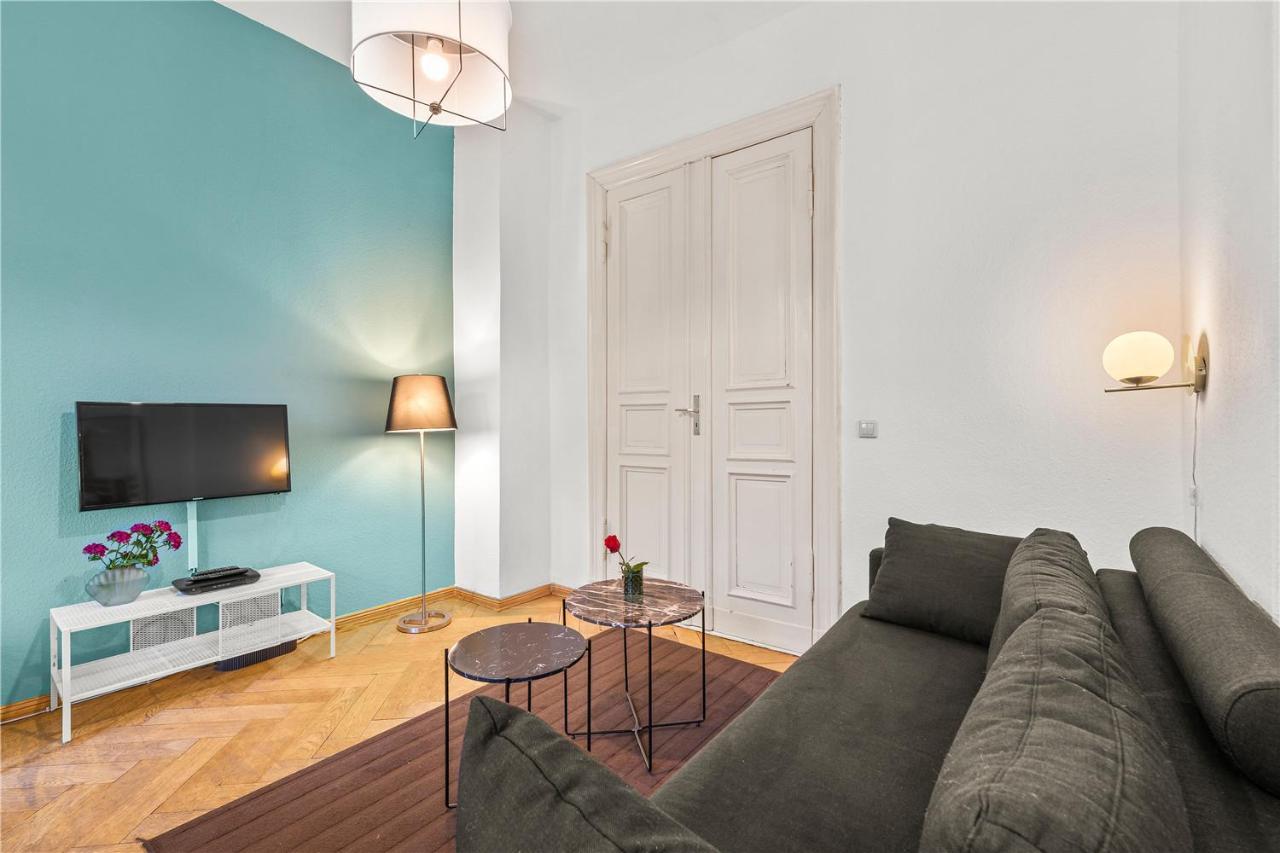Holiday 33 Apartments Efg Schoenhauser Allee Mit Balkon Berlin Exterior photo